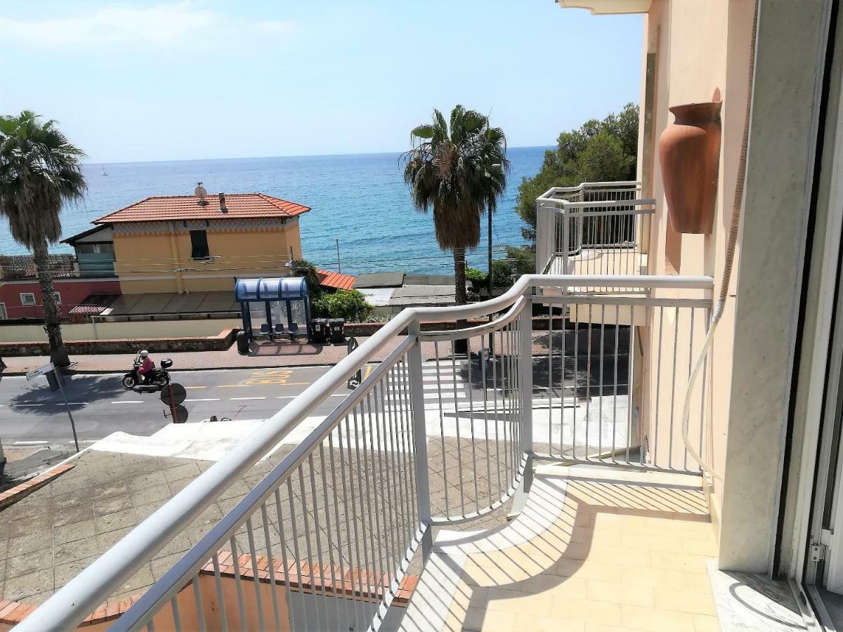 Casa Primavera Lejlighed Sanremo Eksteriør billede